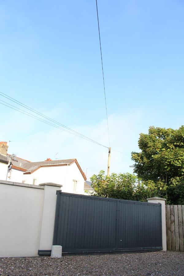 The Loft , Portrush Apartment ภายนอก รูปภาพ
